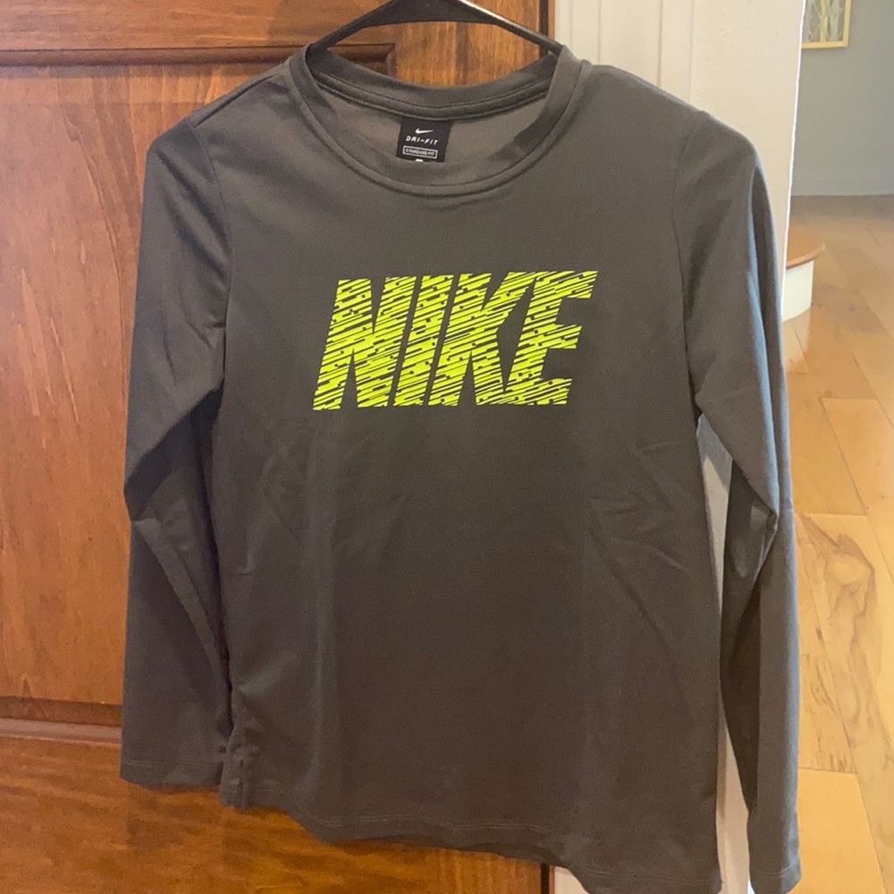 Nike long sleeve shirt, Dri-fit